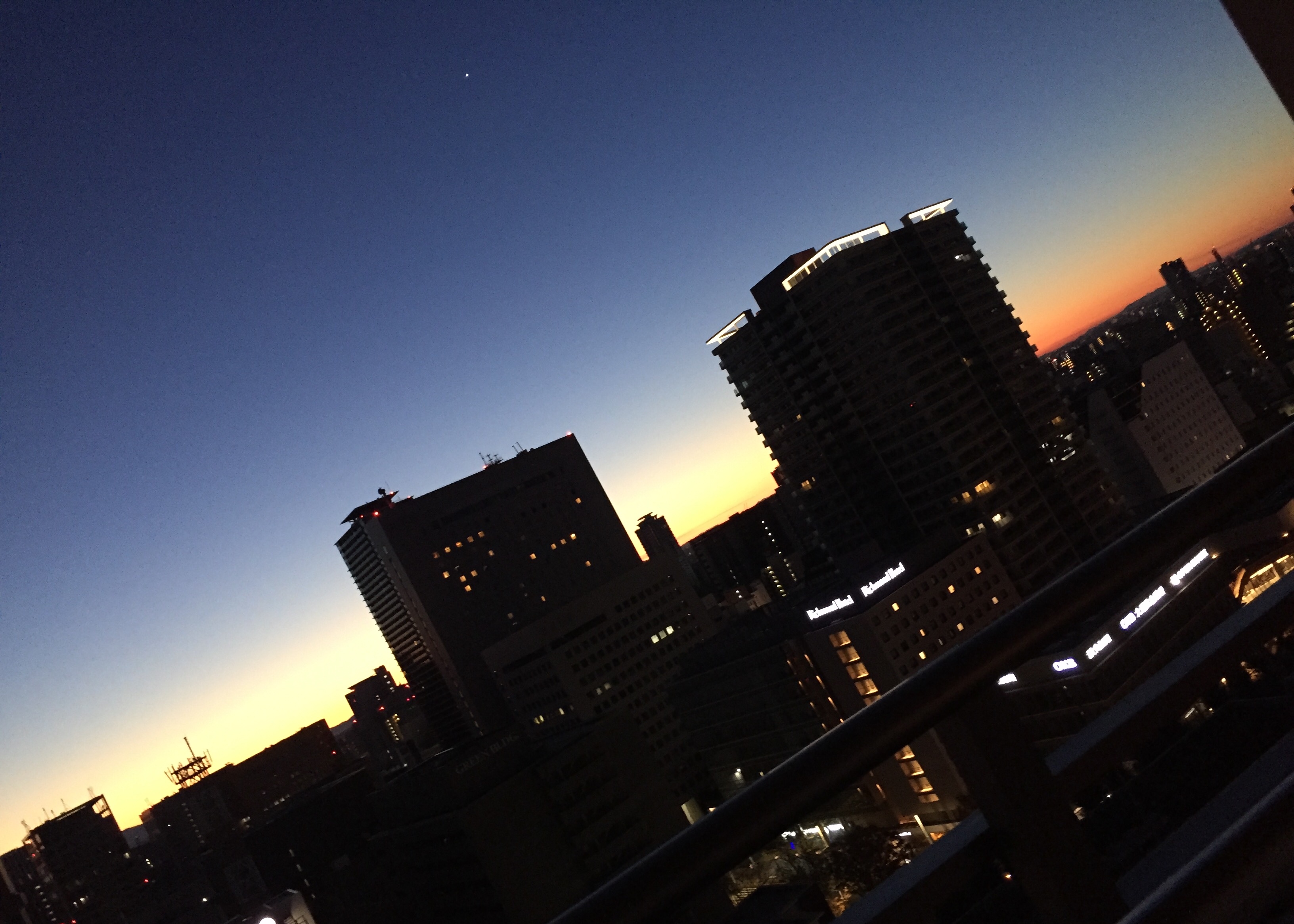 0F29A4F4-30BC-4F72-9C09-689C73AF6ECF